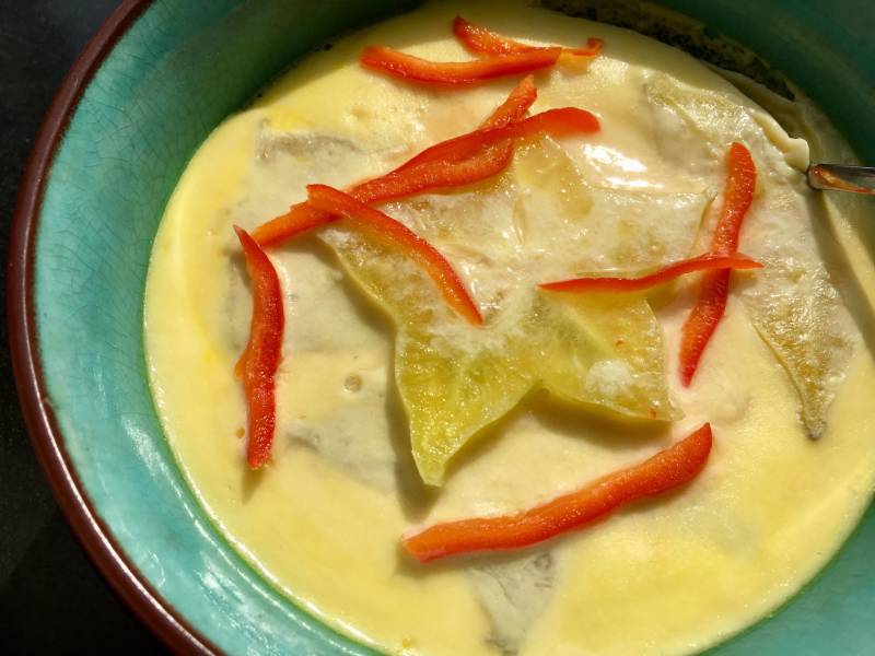 Step-by-Step Process of Making Milk and Starfruit Steamed Egg