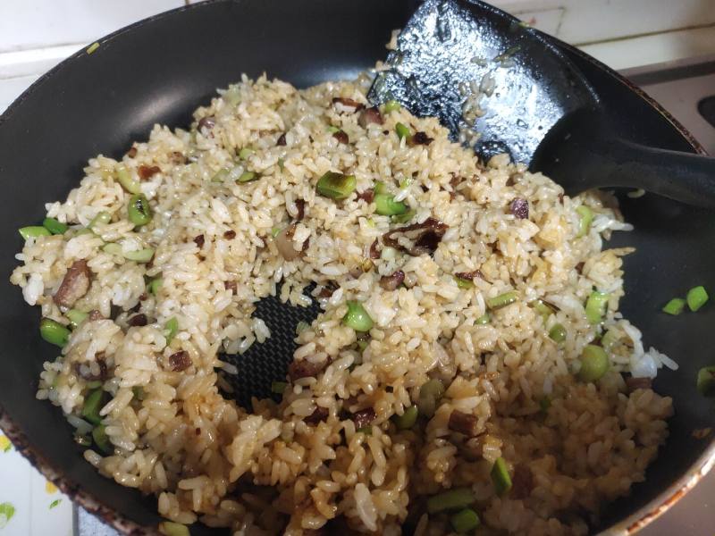 Steps for Making Char Siu and Garlic Chive Fried Rice