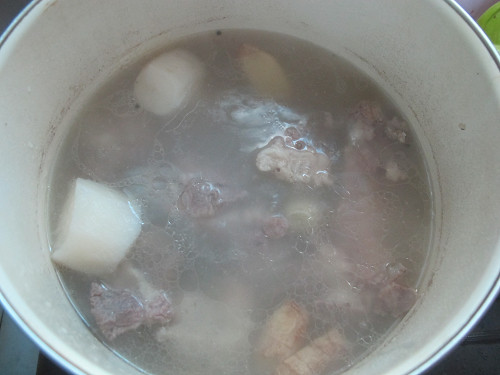 Steps for Making Family Version Pork Bone Broth