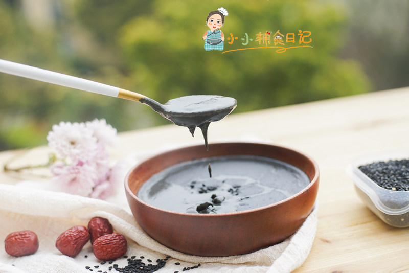 Red Date and Black Sesame Porridge for Babies Over 6 Months