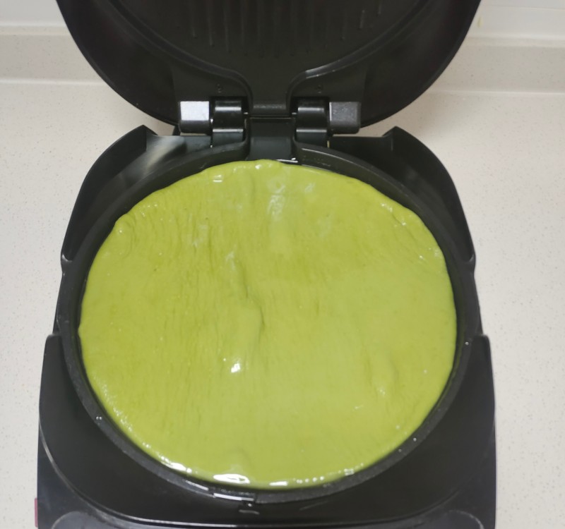 Steps for Making Green Tea Powder Pancake