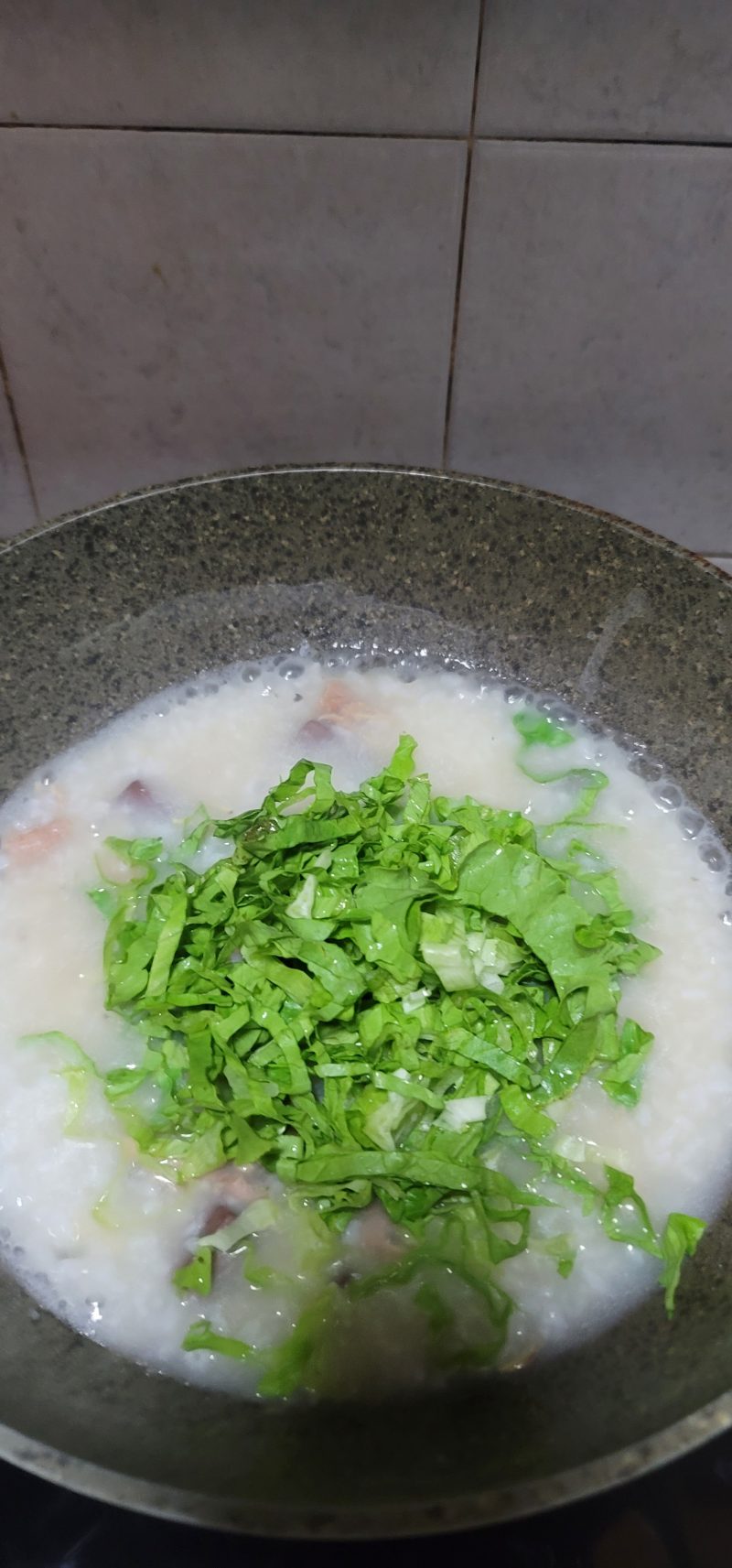 Steps to Cook Lettuce and Pork Congee