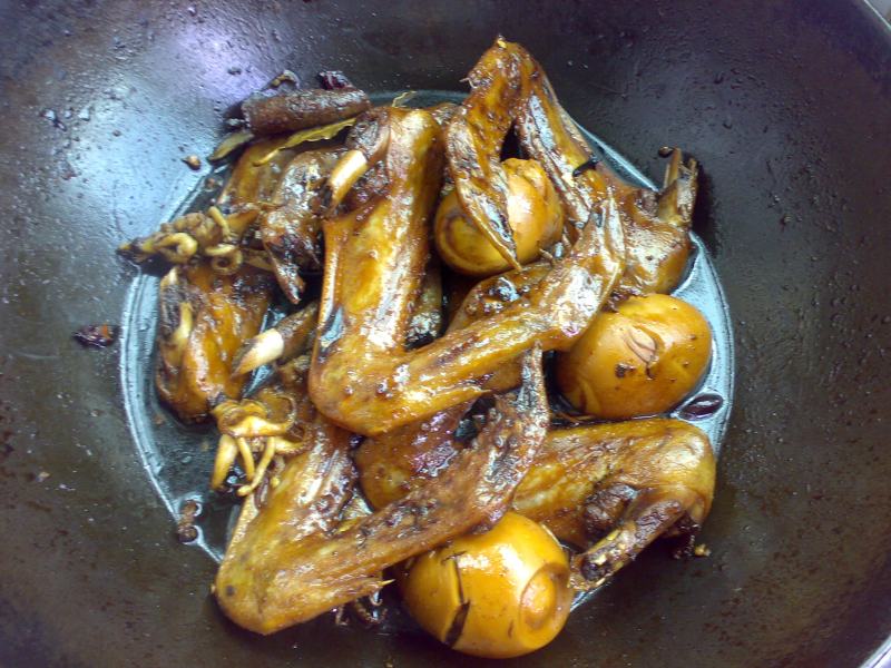 Steps for Cooking Five-Spice Braised Duck Wings