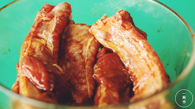 Simple Version of Roasted Ribs with Enamel Pot by Yichu - Roasted Ribs Step by Step