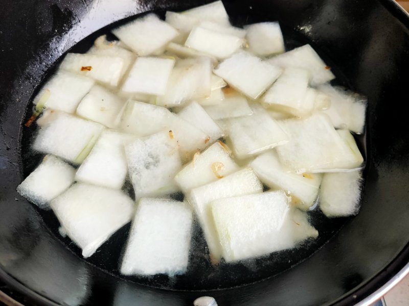 Steps for making Shrimp and Winter Melon Soup