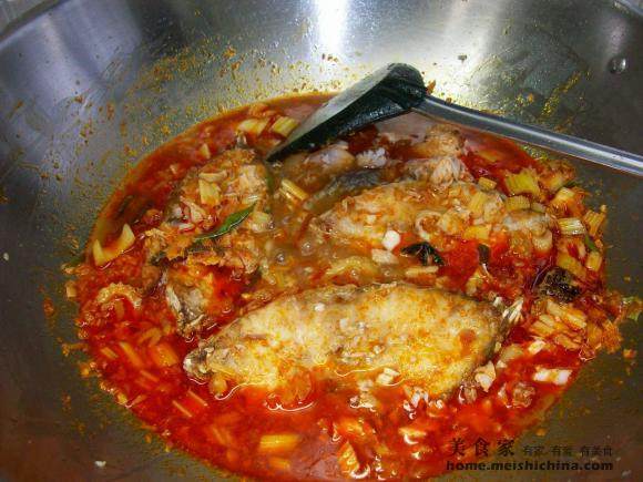 Home-style dishes@@Appetizing~~Sour and Spicy Fish Cubes cooking steps