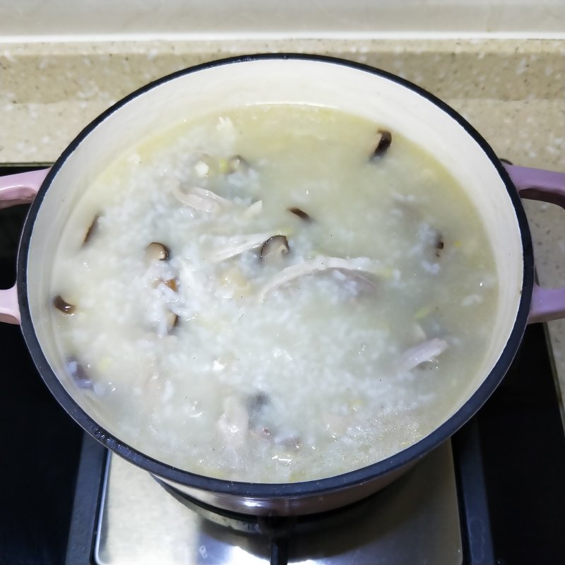 Steps to Make Shiitake Mushroom and Chicken Congee