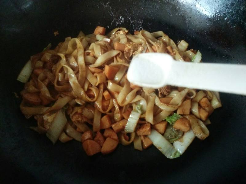 Steps to Cook Cabbage and Hot Dog Stir-Fried Rice Noodles