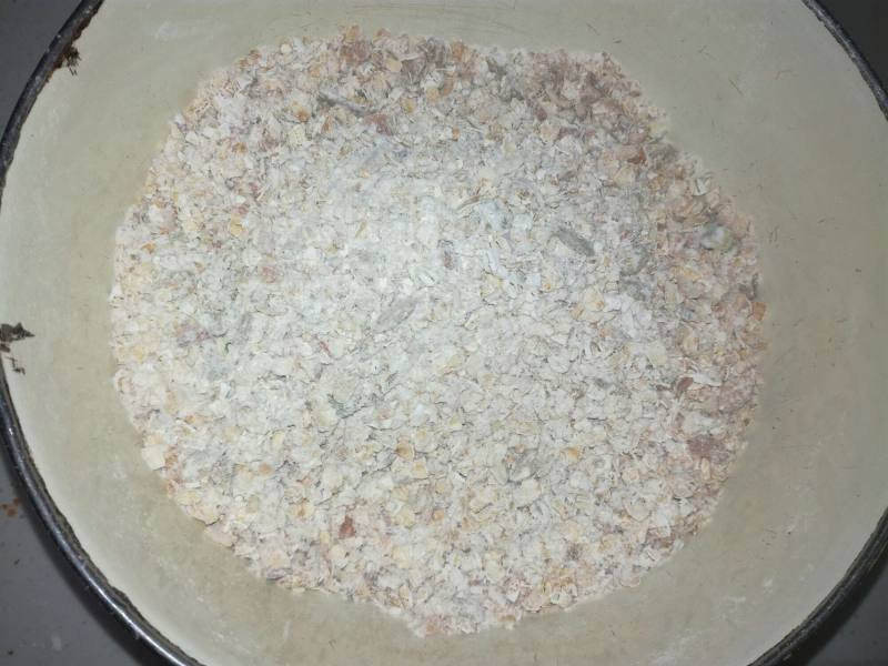 Steps for Making Nutty Oat Bars