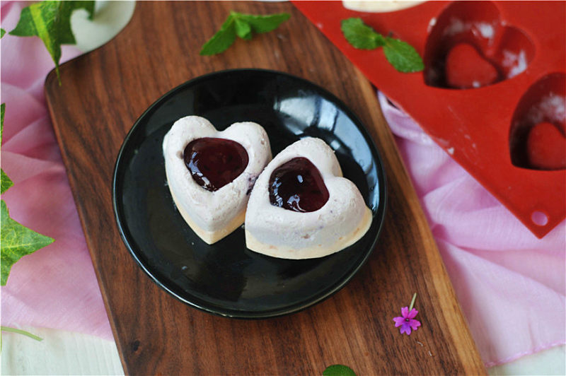 The Taste of Love, It's Sweet and Sour - Heart-Shaped Blueberry Mousse