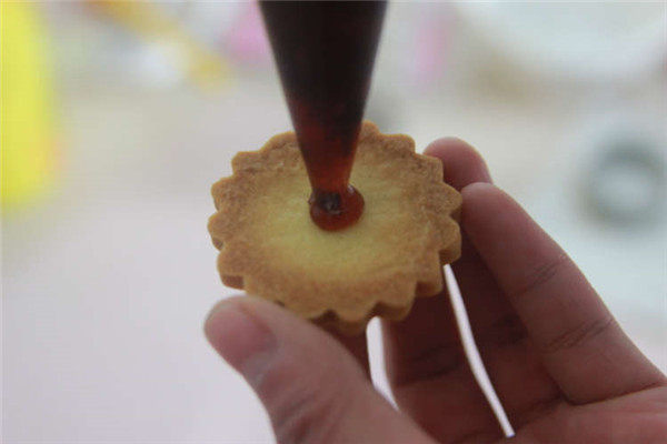 【Tomato Recipe】Little Devil Christmas Cookies - Delicious with Sweet and Sour Jam Cooking Steps